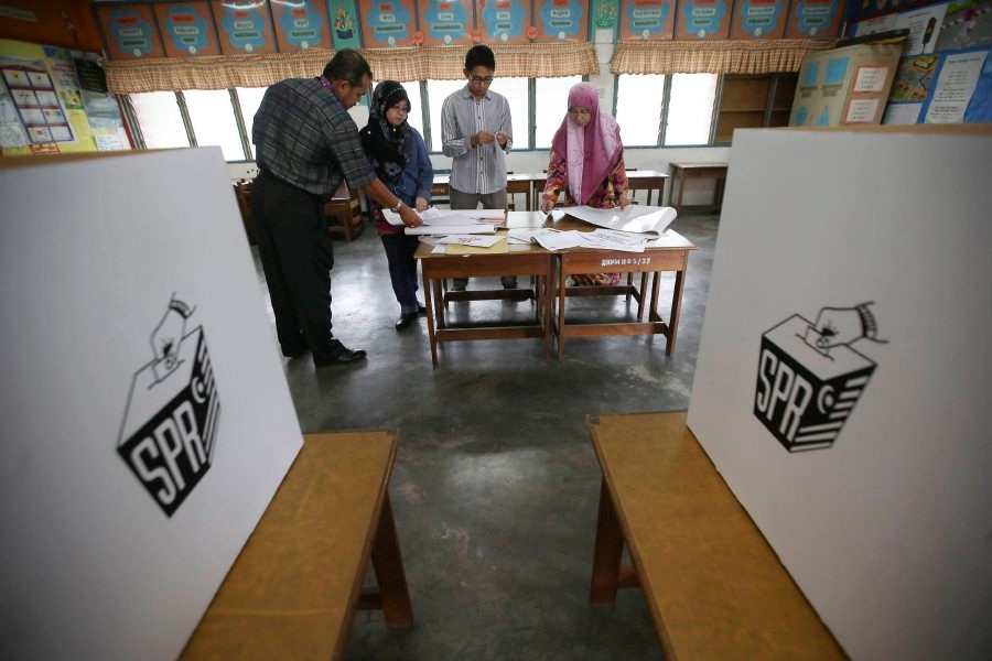 Example of PACAs on duty on polling day.